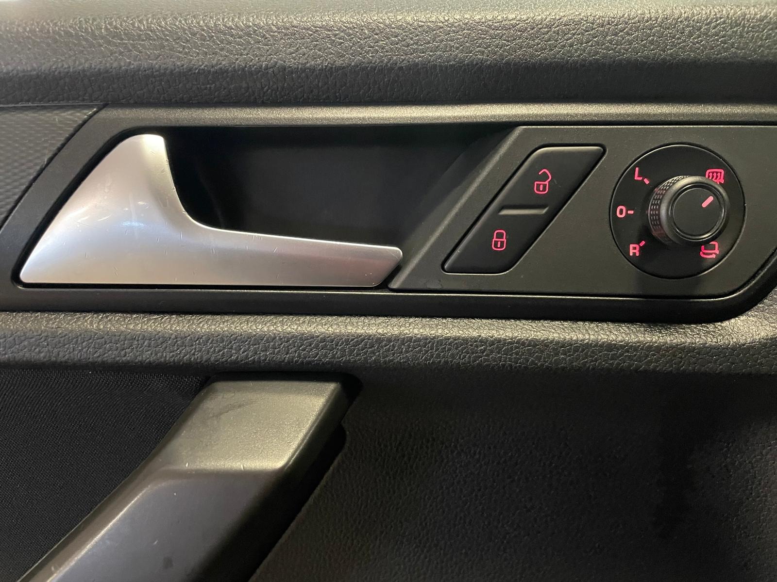 2016 Dizel Otomatik Volkswagen Caddy Siyah Ermat Motorlu Araçlar ve Tarım Ürünleri Sanayi Ticaret A.Ş.