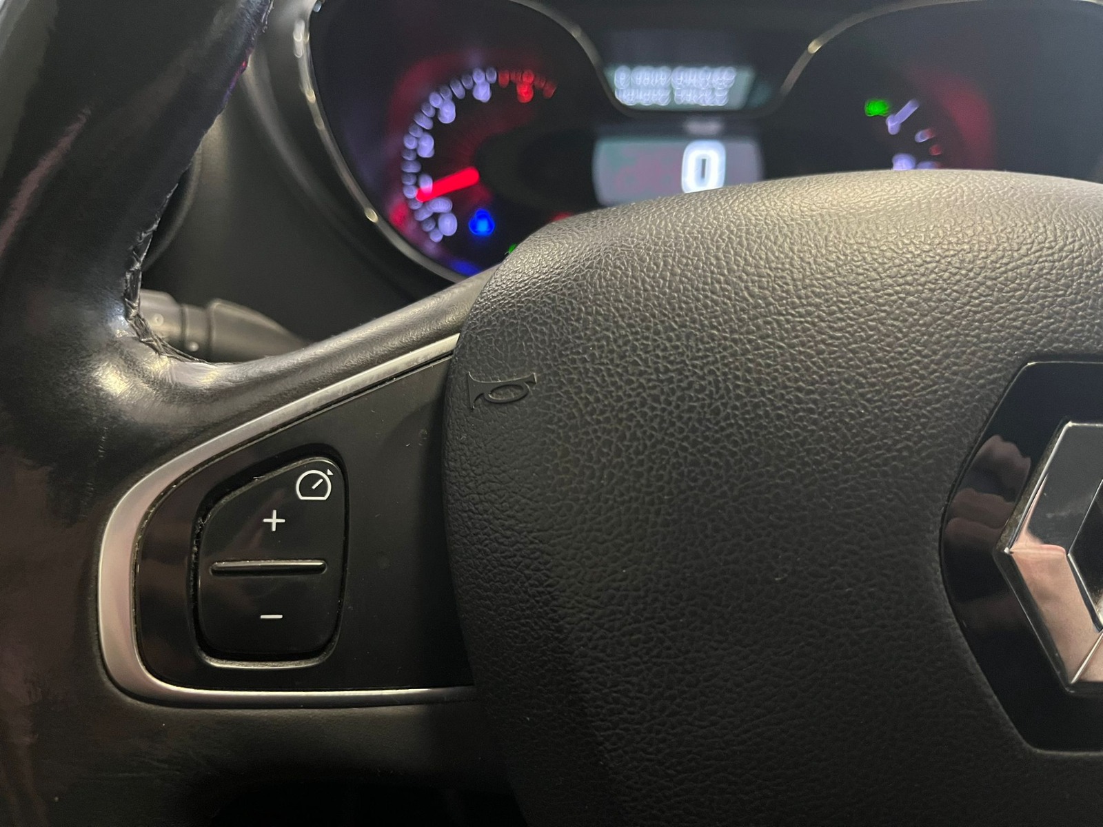 2016 Dizel Manuel Renault Captur Bej Ermat Motorlu Araçlar ve Tarım Ürünleri Sanayi Ticaret A.Ş.