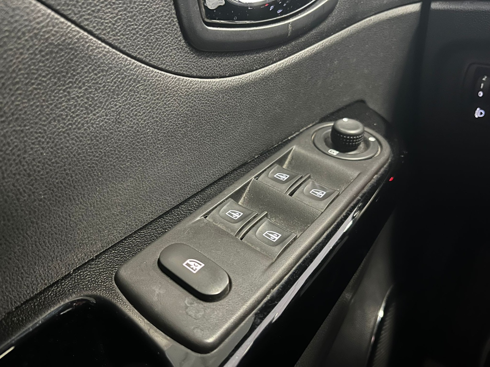 2016 Dizel Manuel Renault Captur Bej Ermat Motorlu Araçlar ve Tarım Ürünleri Sanayi Ticaret A.Ş.