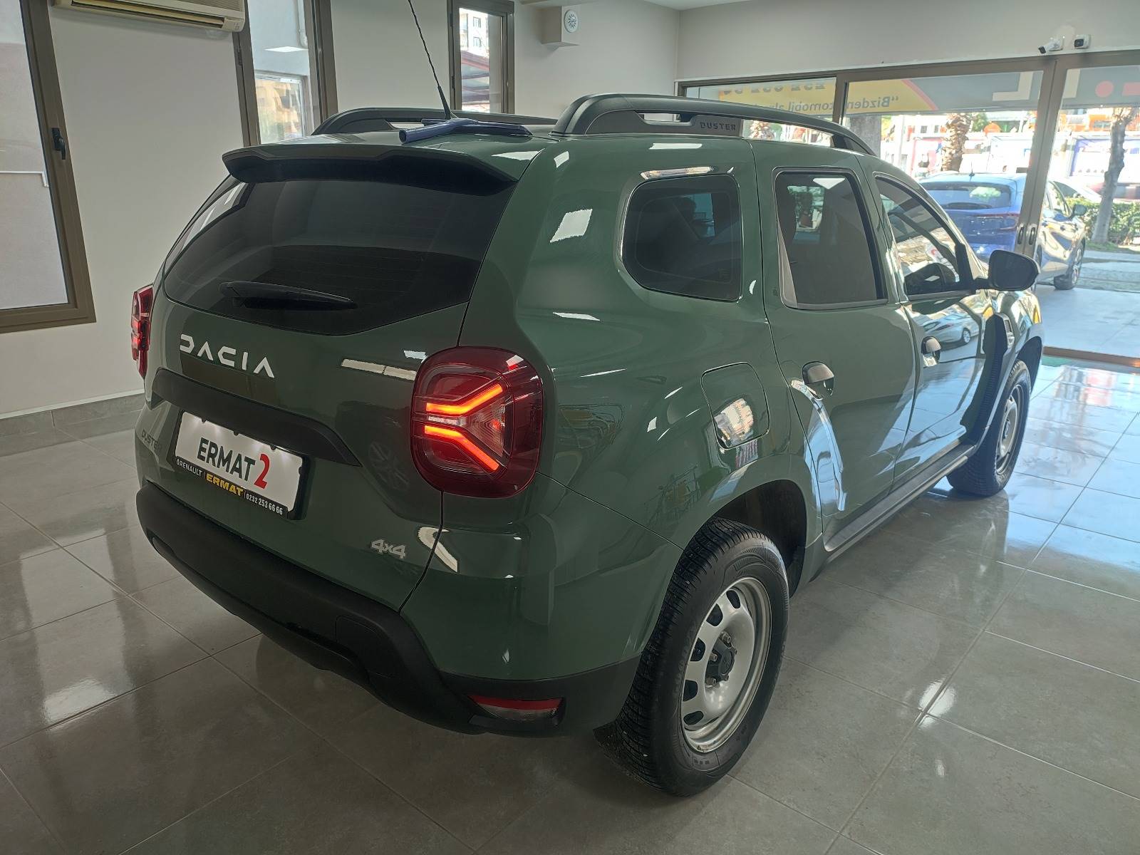 2023 Benzin Manuel Dacia Duster Yeşil Ermat 2.El