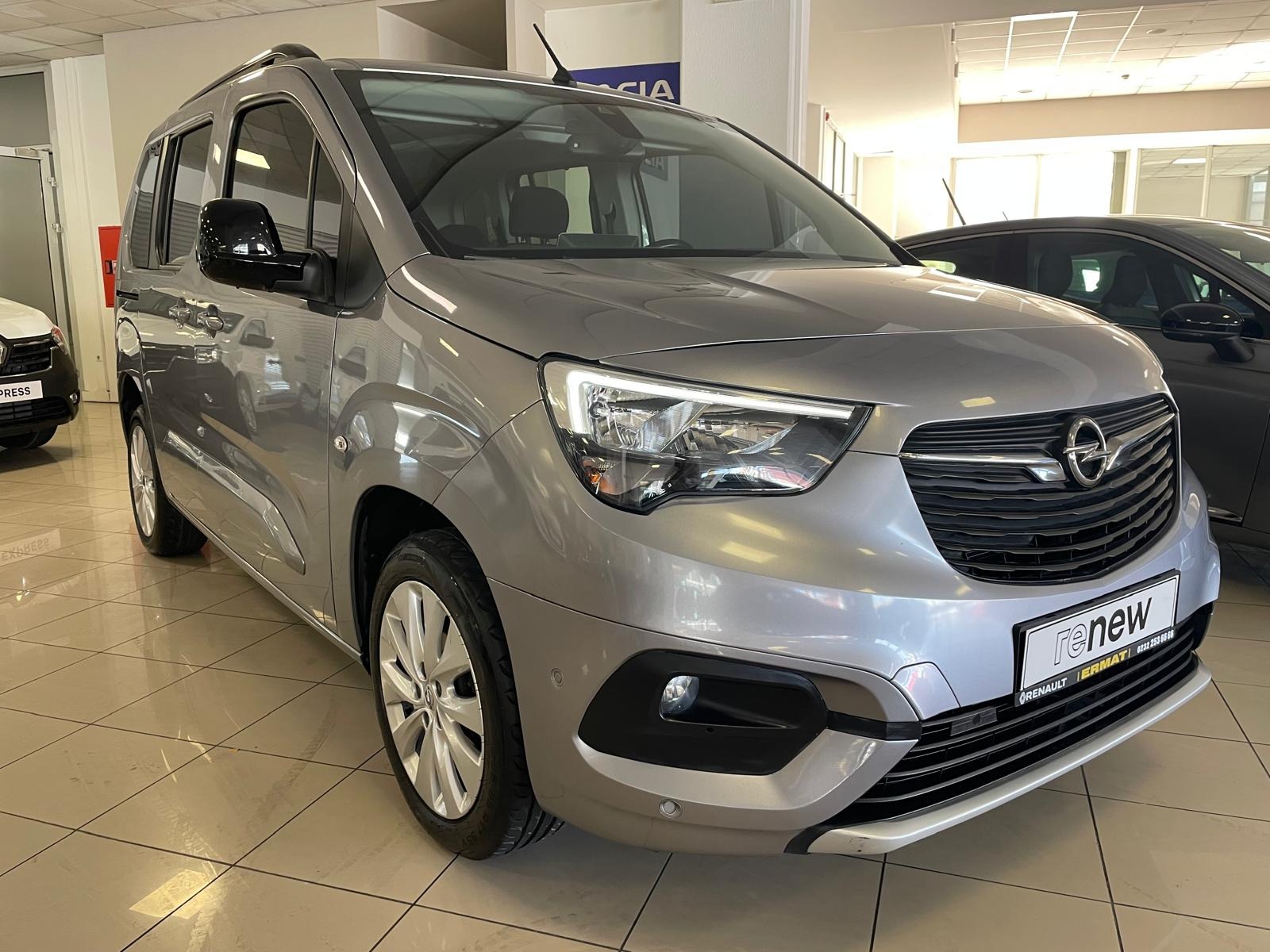 2023 Dizel Otomatik Opel Combo Gri Ermat Motorlu Araçlar ve Tarım Ürünleri Sanayi Ticaret A.Ş.