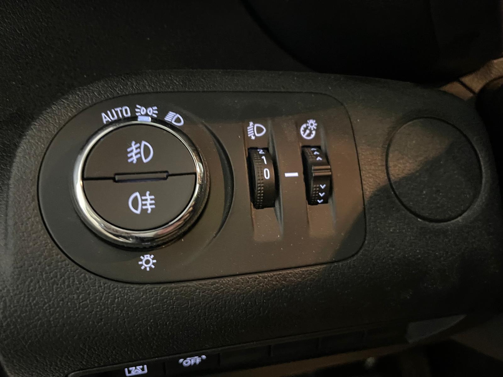 2023 Dizel Otomatik Opel Combo Gri Ermat Motorlu Araçlar ve Tarım Ürünleri Sanayi Ticaret A.Ş.