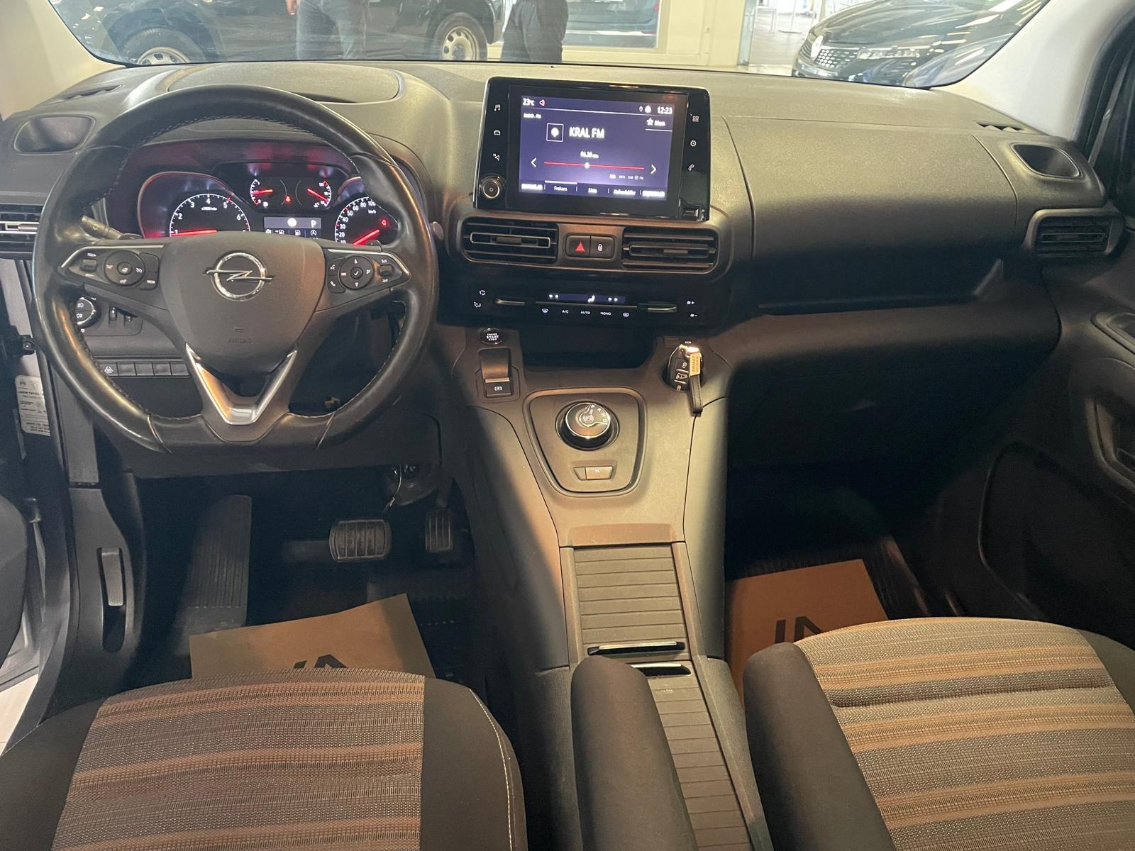 2023 Dizel Otomatik Opel Combo Gri Ermat Motorlu Araçlar ve Tarım Ürünleri Sanayi Ticaret A.Ş.