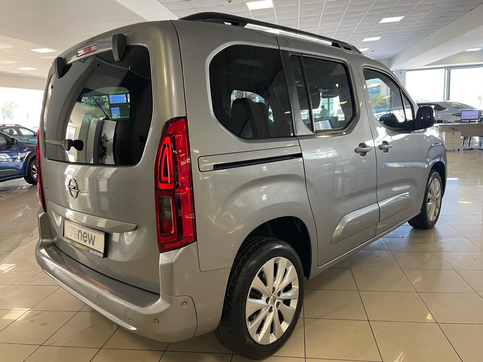 2023 Dizel Otomatik Opel Combo Gri Ermat Motorlu Araçlar ve Tarım Ürünleri Sanayi Ticaret A.Ş.