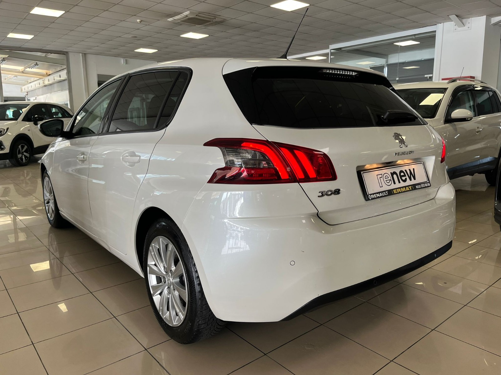 2020 Benzin Otomatik Peugeot 308 Beyaz Ermat Motorlu Araçlar ve Tarım Ürünleri Sanayi Ticaret A.Ş.