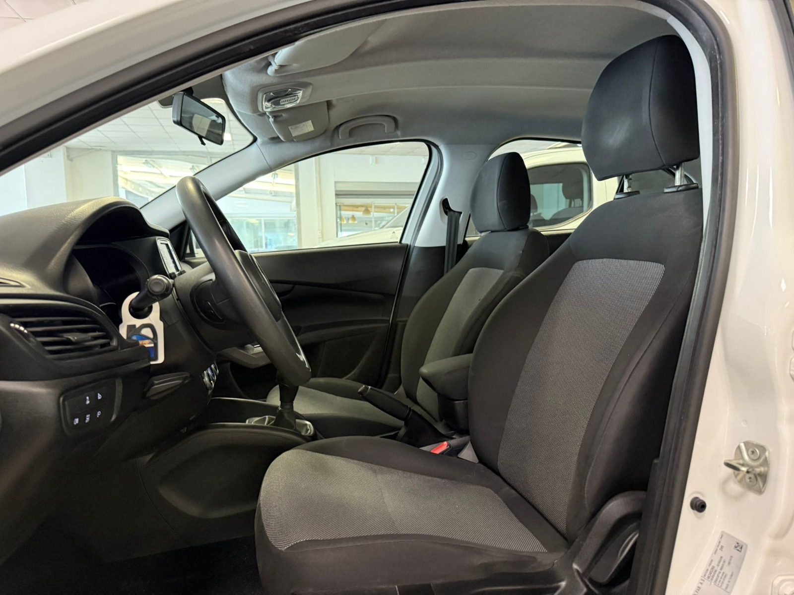 2023 Dizel Manuel Fiat Egea Beyaz Ermat Motorlu Araçlar ve Tarım Ürünleri Sanayi Ticaret A.Ş.