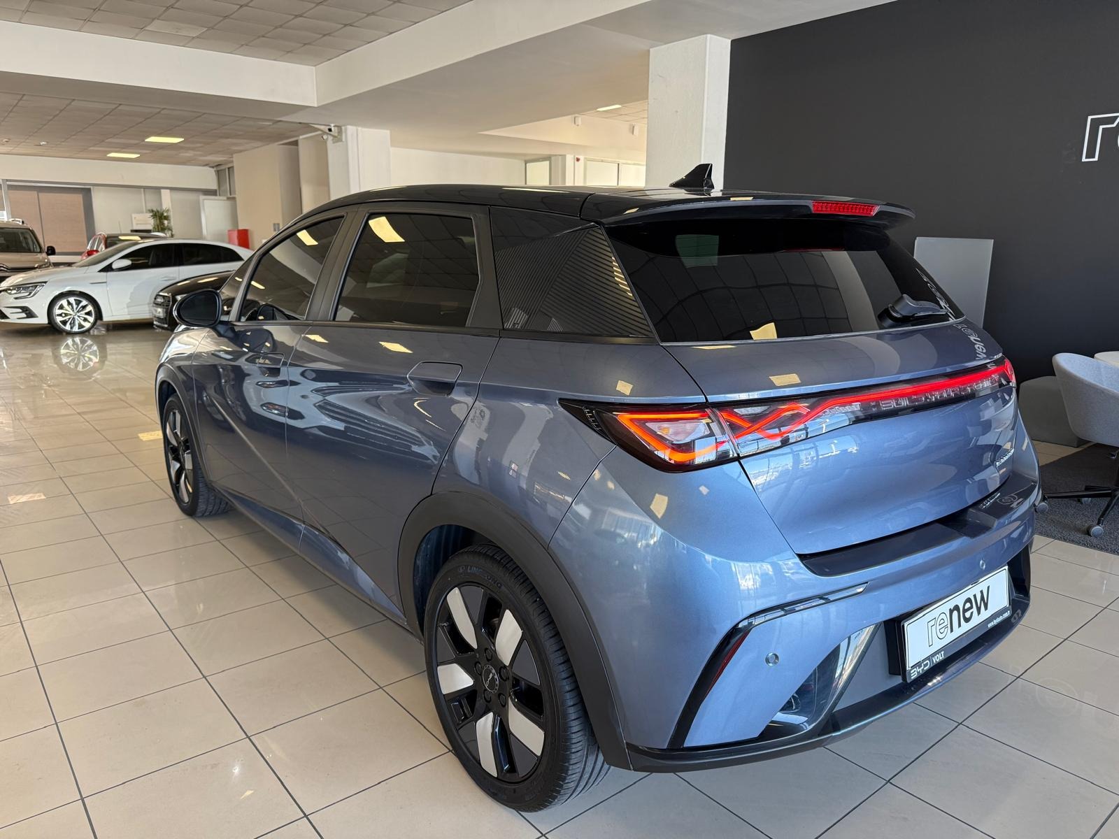 2024 Elektrik Otomatik BYD Dolphin Gri Ermat Motorlu Araçlar ve Tarım Ürünleri Sanayi Ticaret A.Ş.
