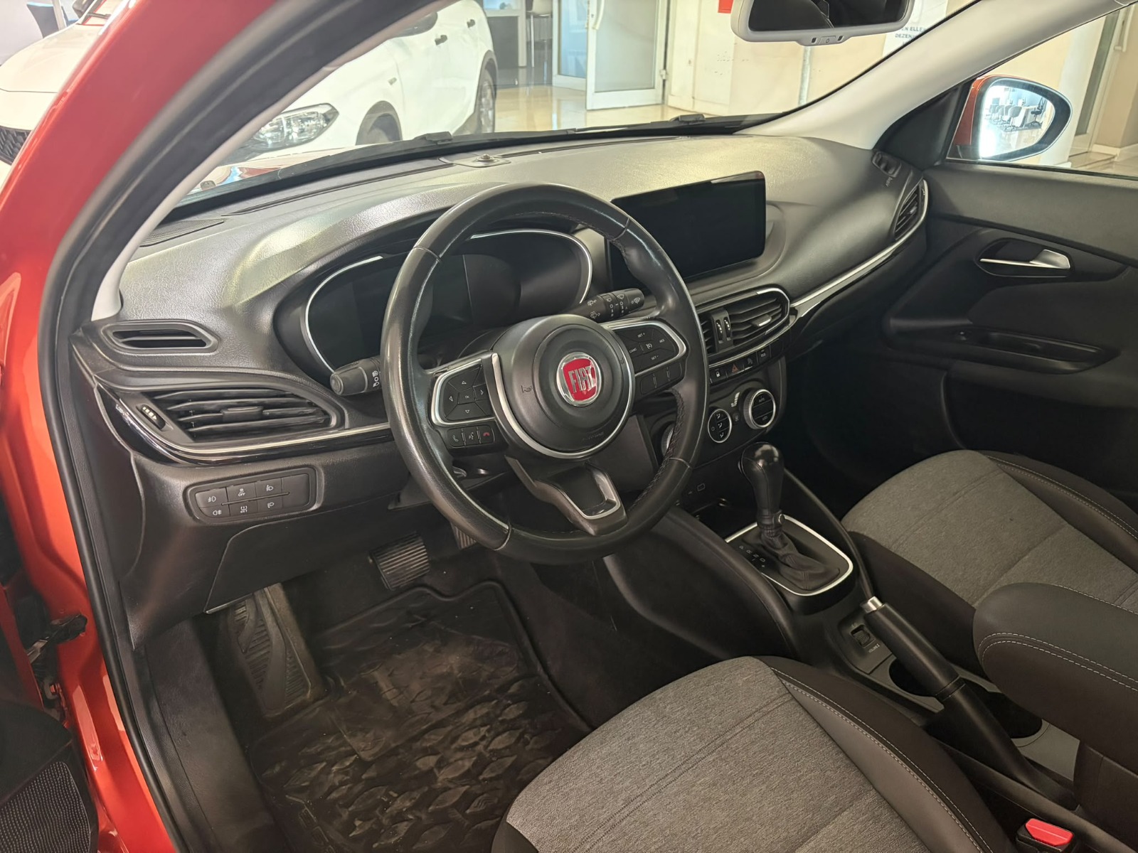 2023 Dizel Otomatik Fiat Egea Cross Turuncu Ermat Motorlu Araçlar ve Tarım Ürünleri Sanayi Ticaret A.Ş.