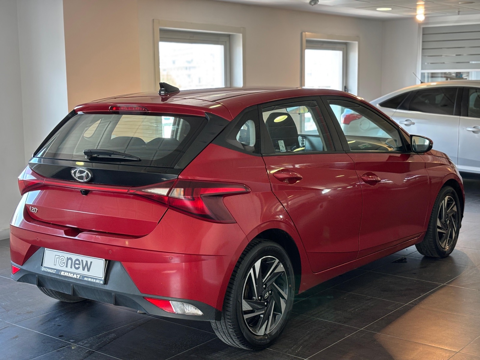 2023 Benzin Otomatik Hyundai i20 Kırmızı Ermat Motorlu Araçlar ve Tarım Ürünleri Sanayi Ticaret A.Ş.