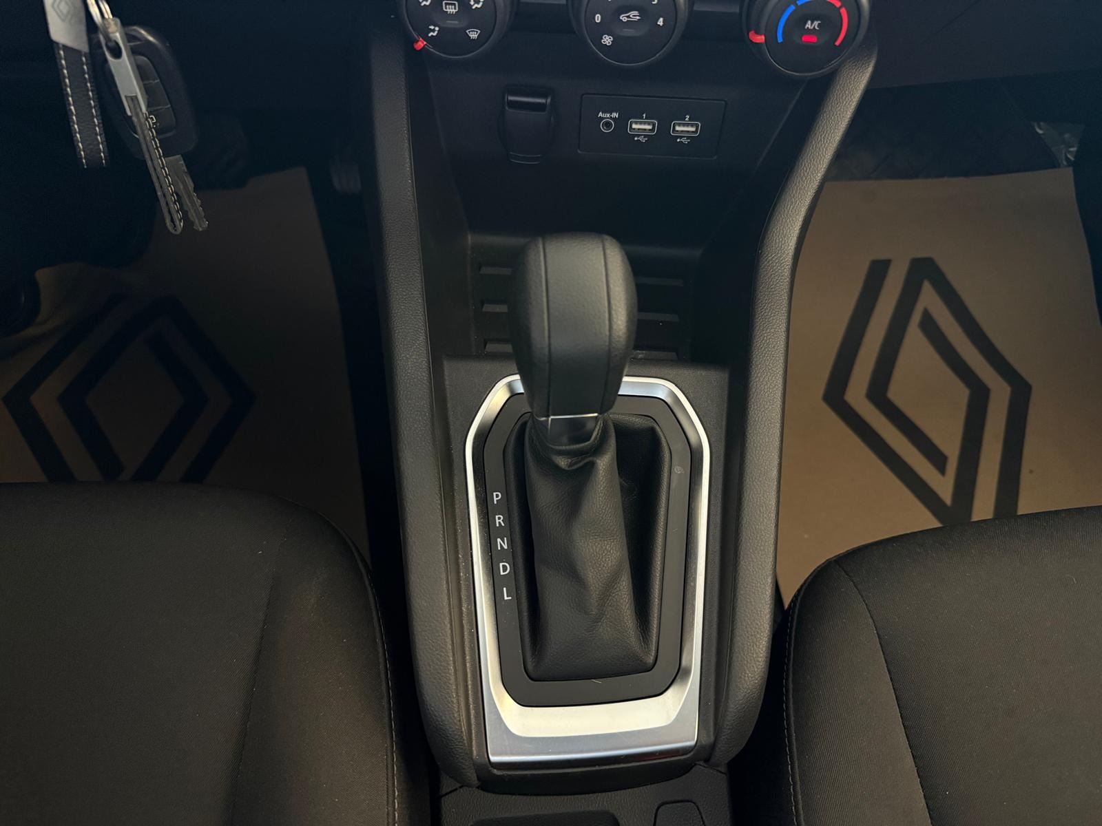 2023 Benzin Otomatik Renault Clio Beyaz Ermat Motorlu Araçlar ve Tarım Ürünleri Sanayi Ticaret A.Ş.