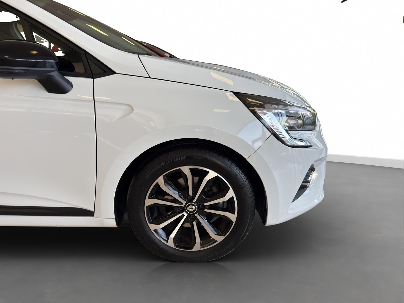 2023 Benzin Otomatik Renault Clio Beyaz Ermat Motorlu Araçlar ve Tarım Ürünleri Sanayi Ticaret A.Ş.
