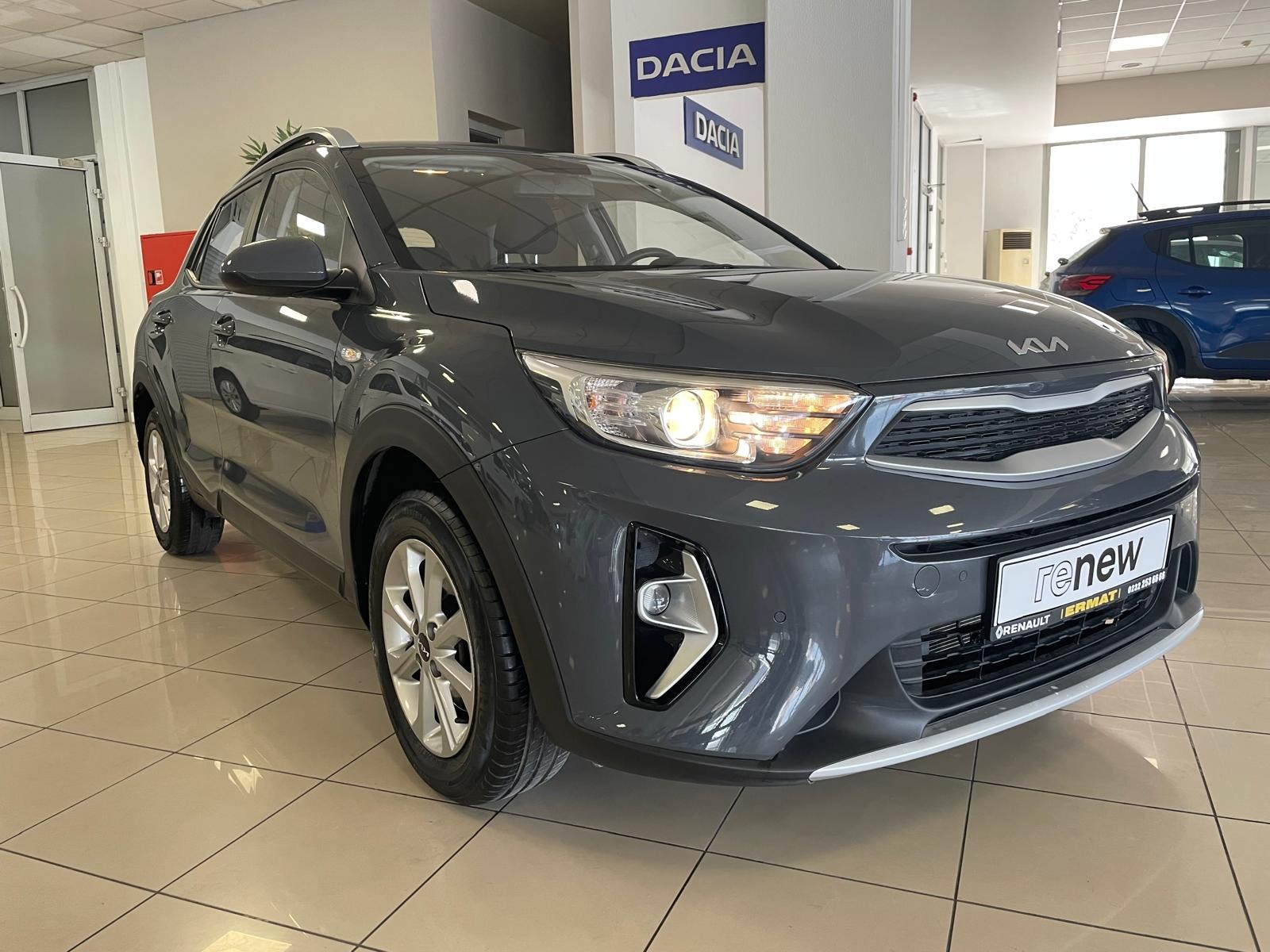 2021 Benzin Manuel Kia Stonic Gri Ermat Motorlu Araçlar ve Tarım Ürünleri Sanayi Ticaret A.Ş.