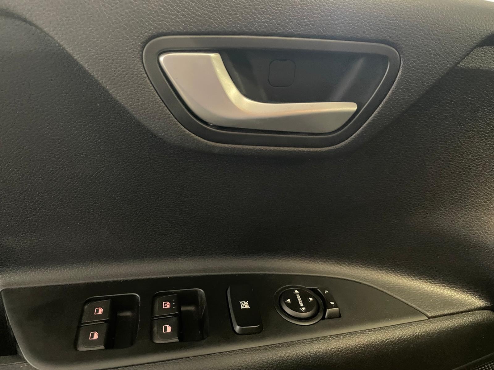 2021 Benzin Manuel Kia Stonic Gri Ermat Motorlu Araçlar ve Tarım Ürünleri Sanayi Ticaret A.Ş.