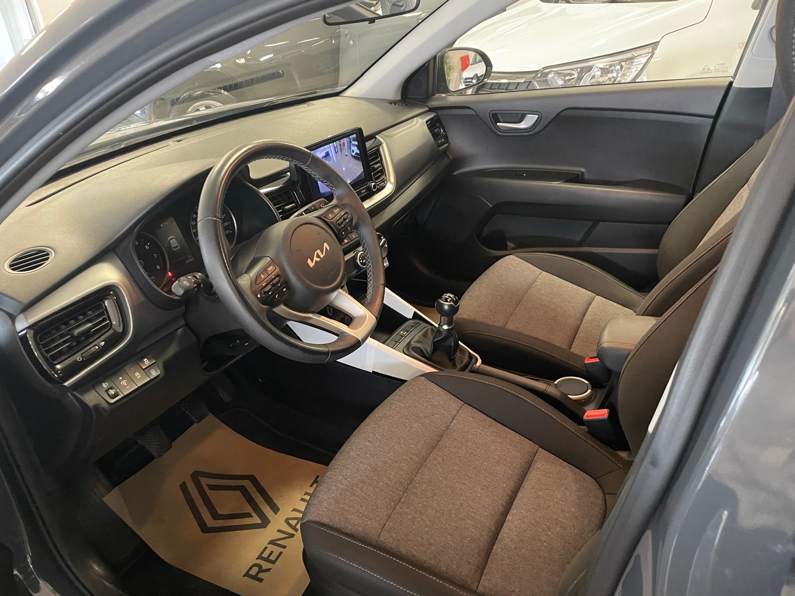 2021 Benzin Manuel Kia Stonic Gri Ermat Motorlu Araçlar ve Tarım Ürünleri Sanayi Ticaret A.Ş.
