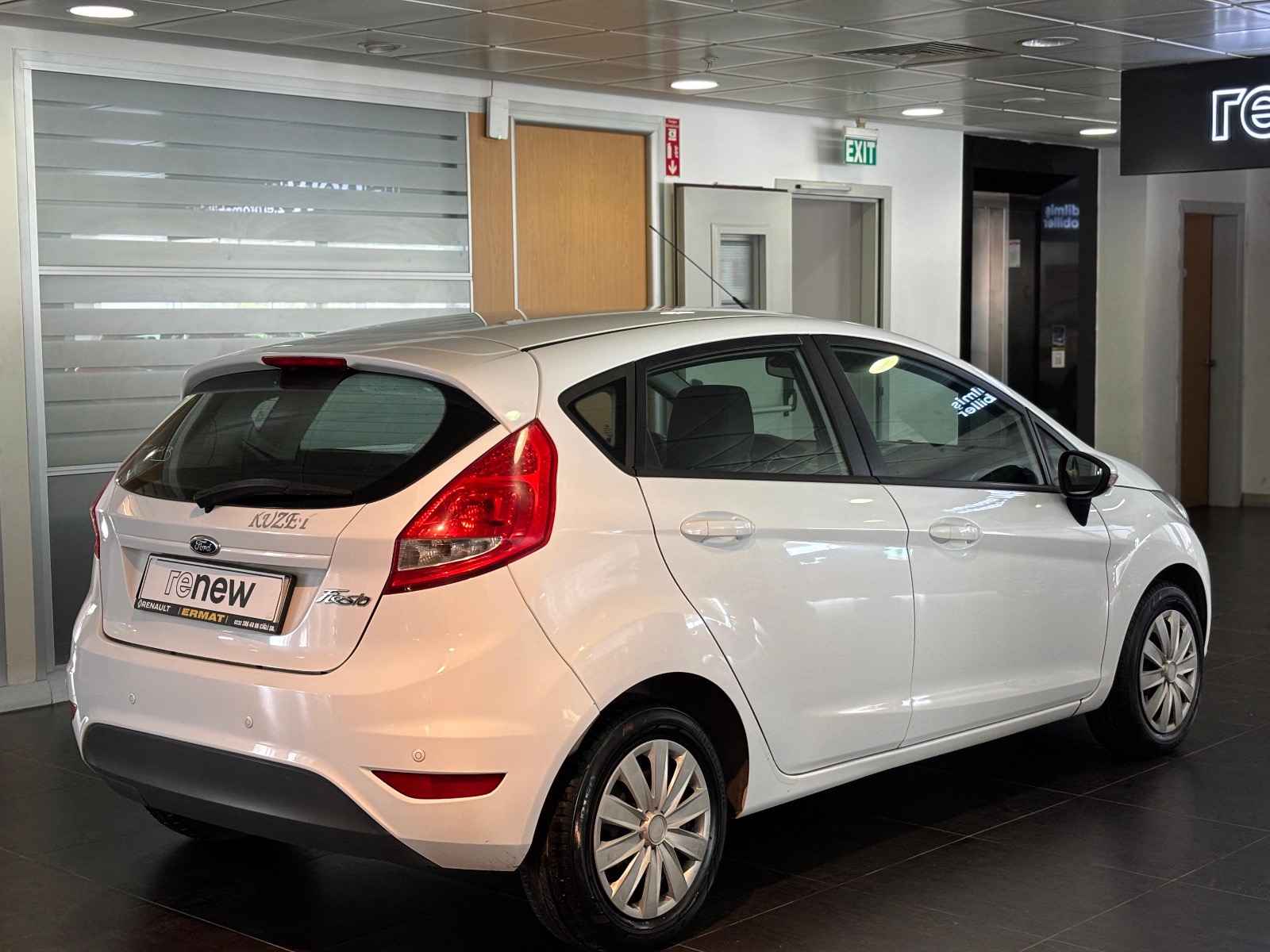 2012 Benzin Manuel Ford Fiesta Beyaz Ermat Motorlu Araçlar ve Tarım Ürünleri Sanayi Ticaret A.Ş.
