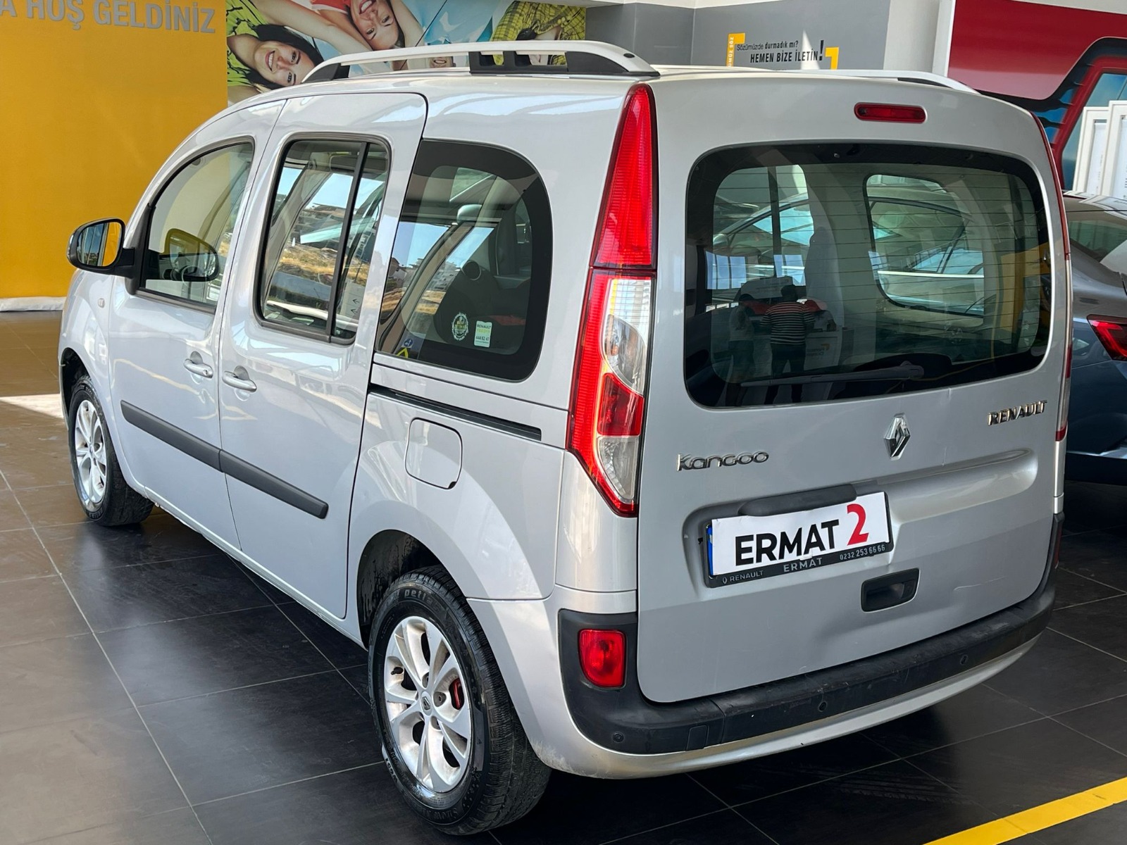 2017 Dizel Manuel Renault Kangoo Multix Gri Ermat Motorlu Araçlar ve Tarım Ürünleri Sanayi Ticaret A.Ş.