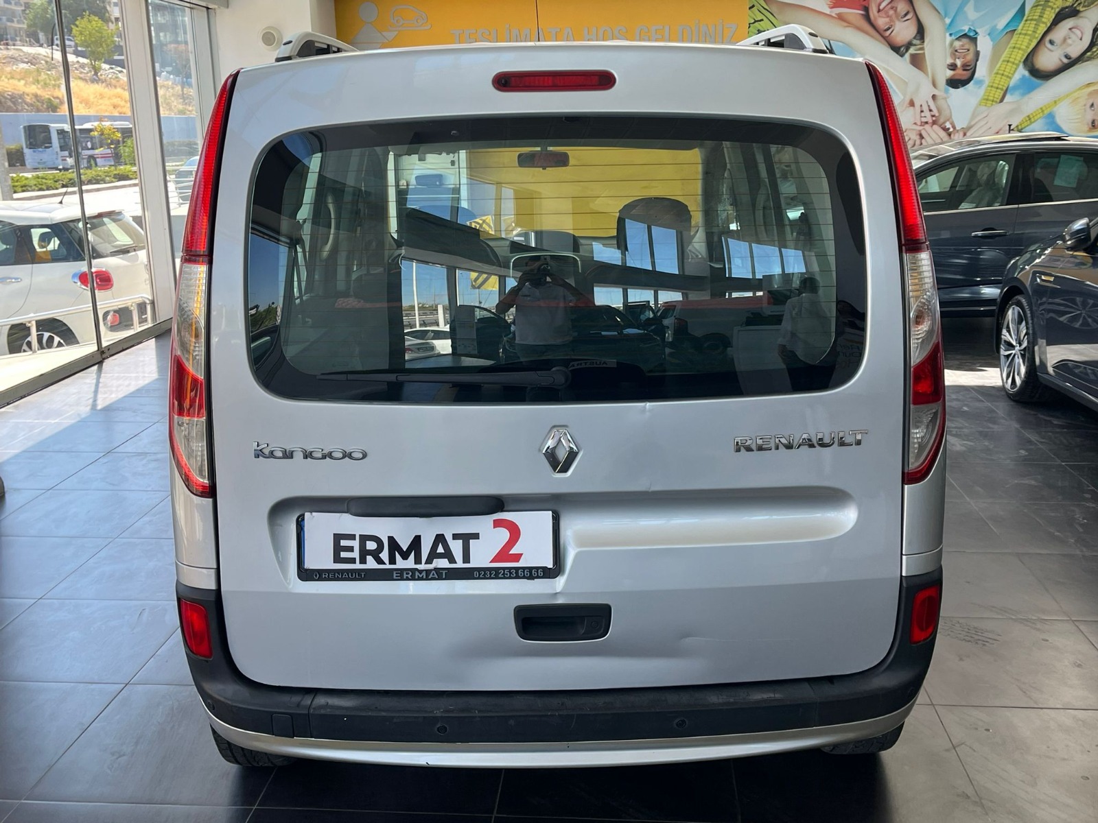 2017 Dizel Manuel Renault Kangoo Multix Gri Ermat Motorlu Araçlar ve Tarım Ürünleri Sanayi Ticaret A.Ş.