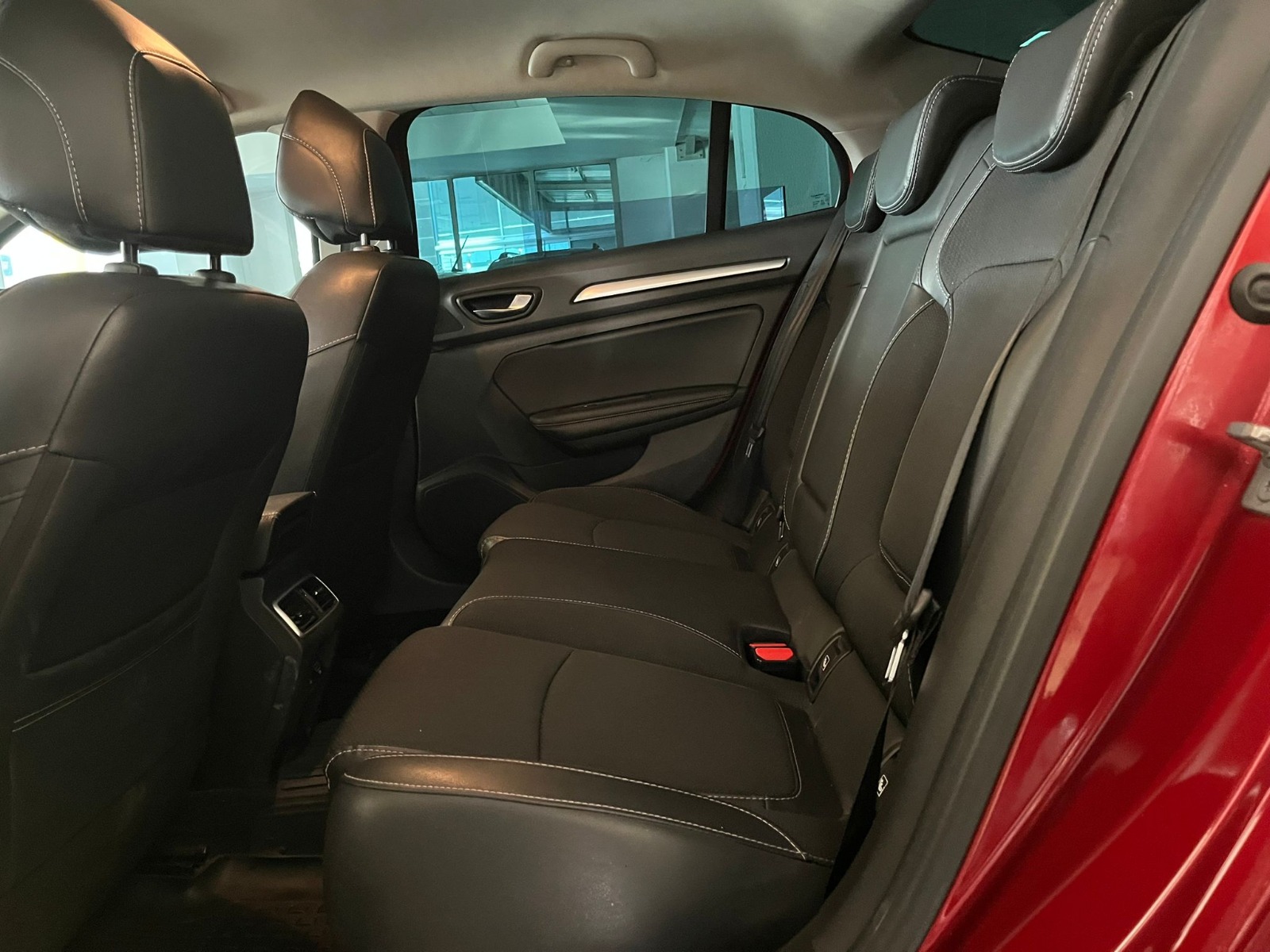 2023 Benzin Otomatik Renault Megane Kırmızı Ermat Motorlu Araçlar ve Tarım Ürünleri Sanayi Ticaret A.Ş.