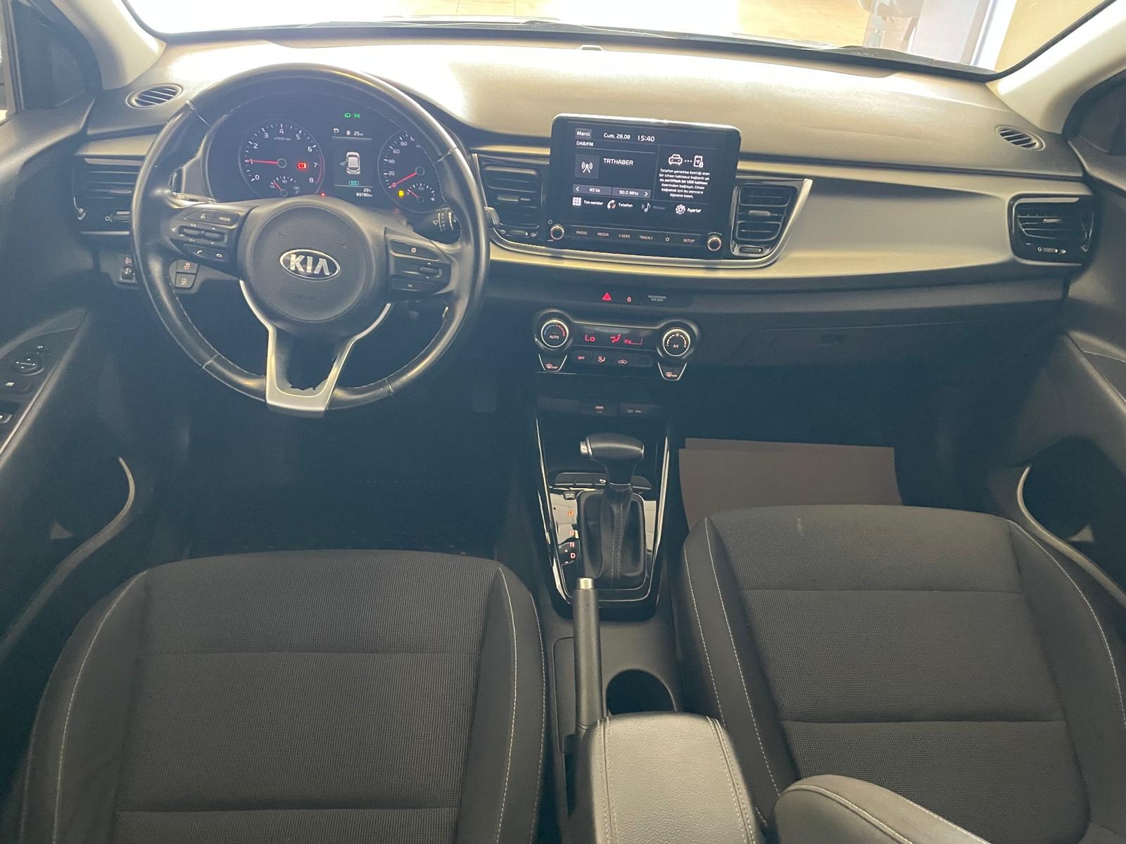 2020 Benzin Otomatik Kia Rio Gri Ermat Motorlu Araçlar ve Tarım Ürünleri Sanayi Ticaret A.Ş.