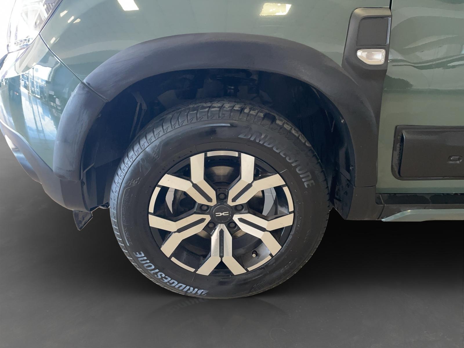 2023 Benzin Manuel Dacia Duster Yeşil Ermat Motorlu Araçlar ve Tarım Ürünleri Sanayi Ticaret A.Ş.