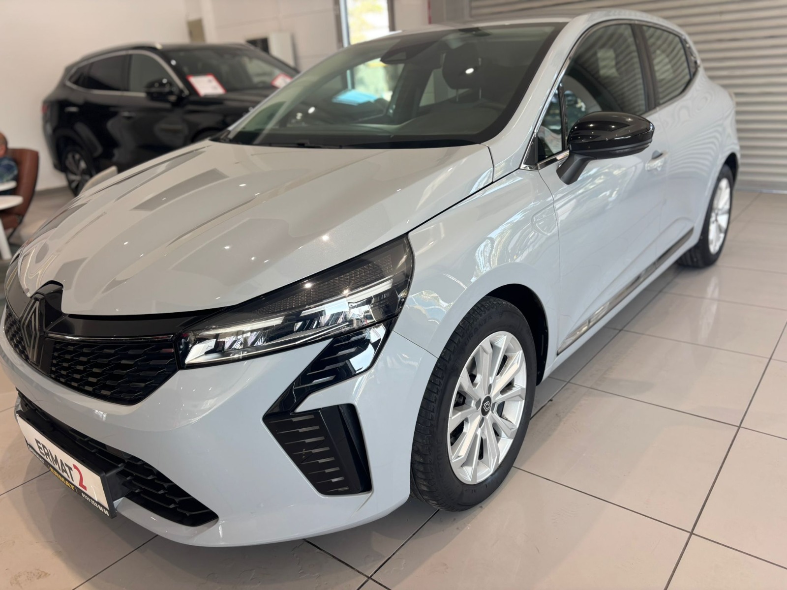 2023 Benzin Otomatik Renault Clio Gri Ermat Motorlu Araçlar ve Tarım Ürünleri Sanayi Ticaret A.Ş.