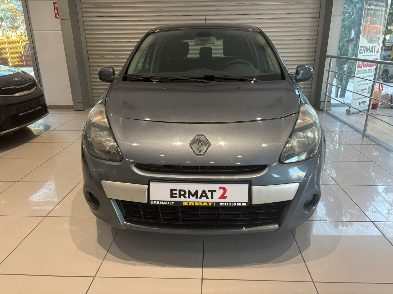 2010 Benzin Otomatik Renault Clio Gri Ermat Motorlu Araçlar ve Tarım Ürünleri Sanayi Ticaret A.Ş.