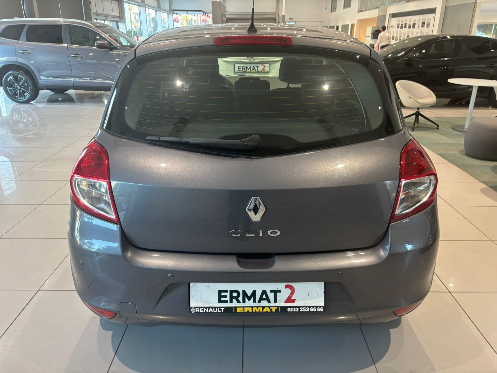 2010 Benzin Otomatik Renault Clio Gri Ermat Motorlu Araçlar ve Tarım Ürünleri Sanayi Ticaret A.Ş.