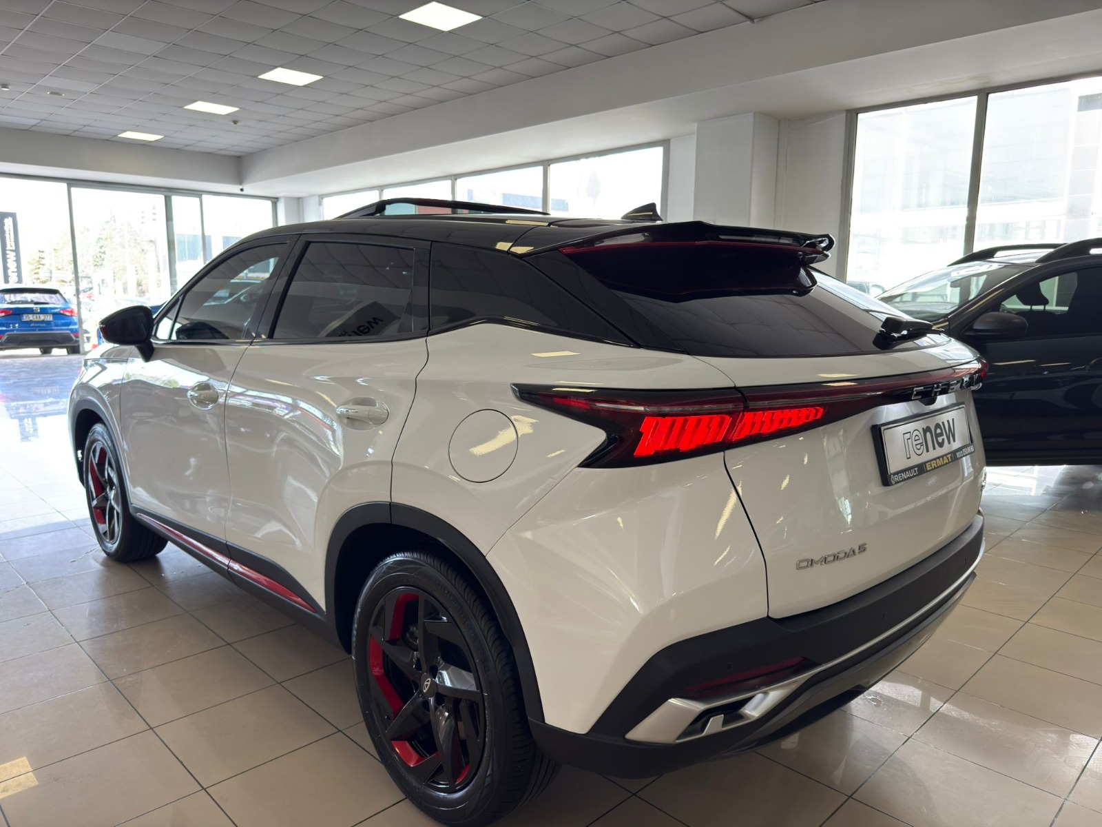 2023 Benzin Otomatik Chery Omoda 5 Beyaz Ermat Motorlu Araçlar ve Tarım Ürünleri Sanayi Ticaret A.Ş.