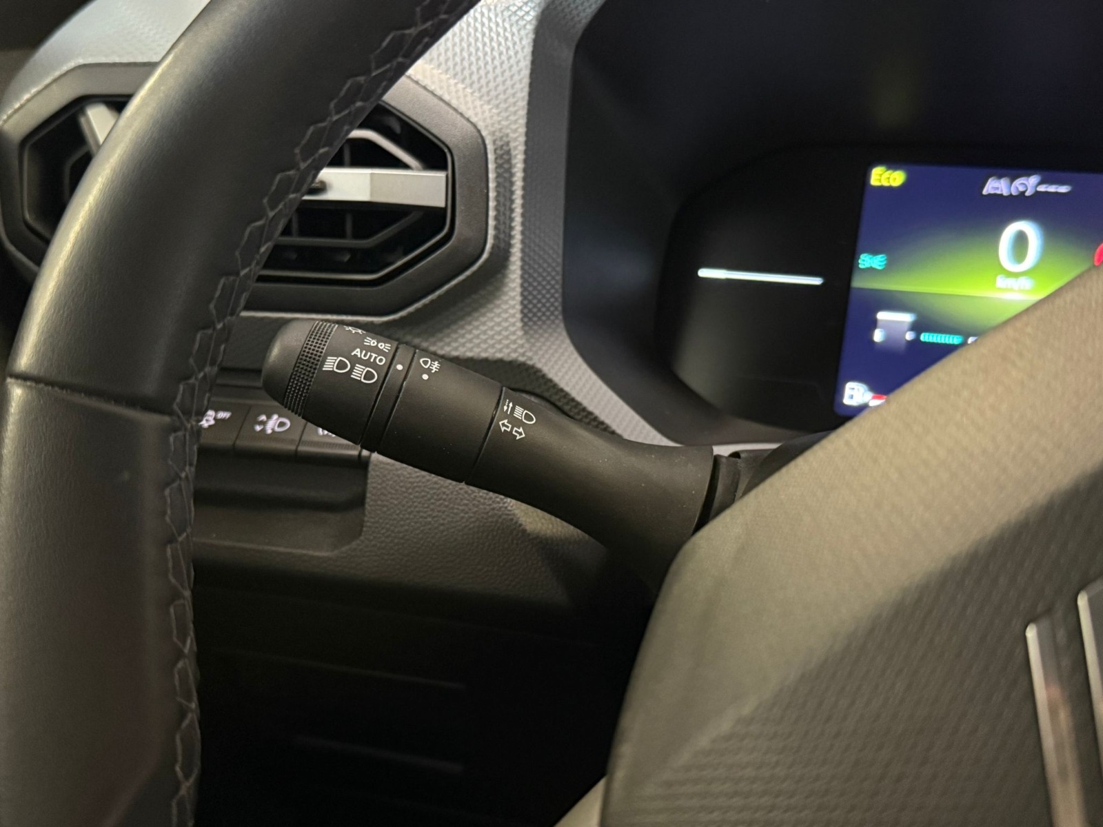 2024 MHEV Manuel Renault Duster Yeşil Ermat Motorlu Araçlar ve Tarım Ürünleri Sanayi Ticaret A.Ş.