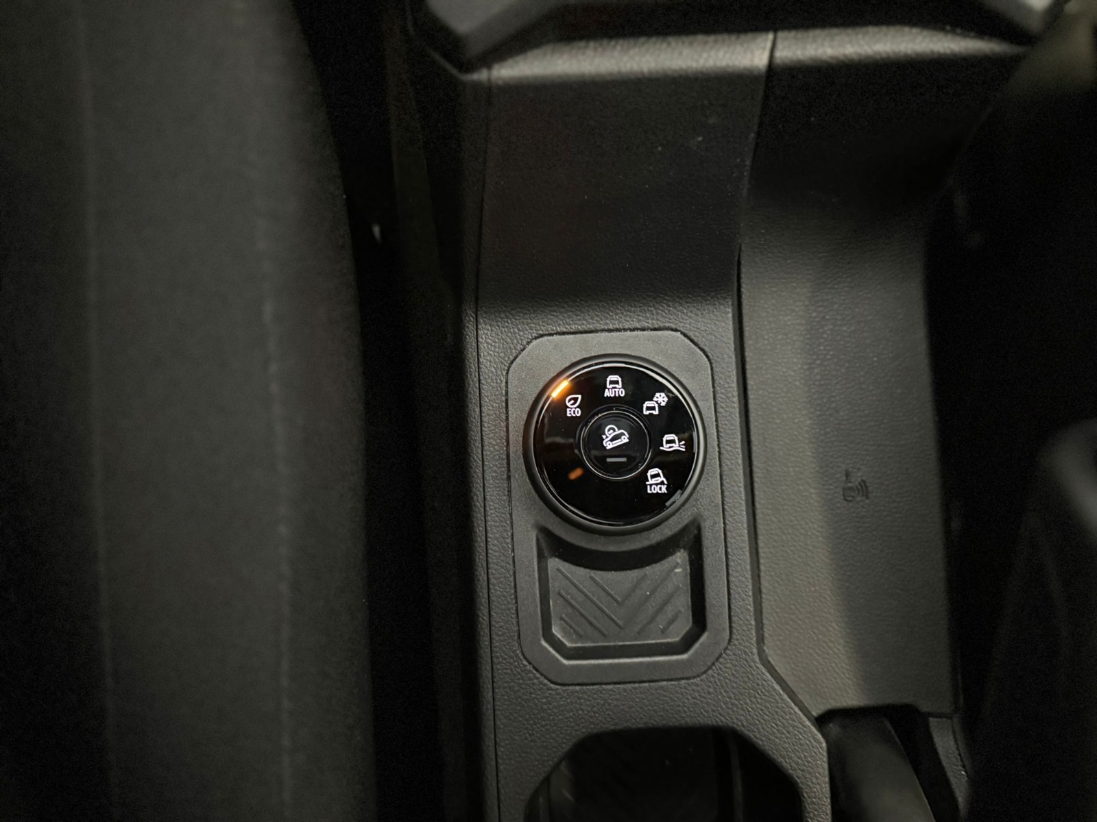 2024 MHEV Manuel Renault Duster Yeşil Ermat Motorlu Araçlar ve Tarım Ürünleri Sanayi Ticaret A.Ş.