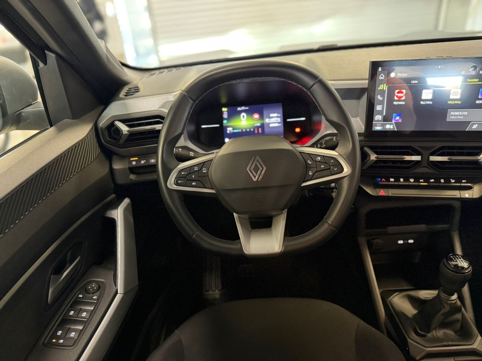 2024 MHEV Manuel Renault Duster Yeşil Ermat Motorlu Araçlar ve Tarım Ürünleri Sanayi Ticaret A.Ş.