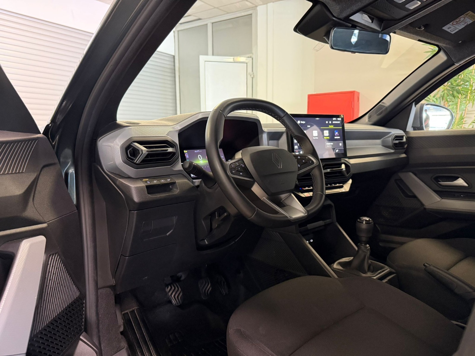 2024 MHEV Manuel Renault Duster Yeşil Ermat Motorlu Araçlar ve Tarım Ürünleri Sanayi Ticaret A.Ş.