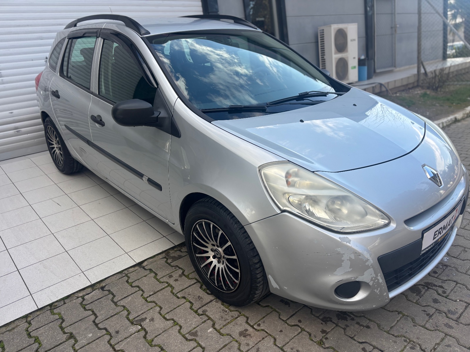 2012 Dizel Manuel Renault Clio Gri Ermat Motorlu Araçlar ve Tarım Ürünleri Sanayi Ticaret A.Ş.