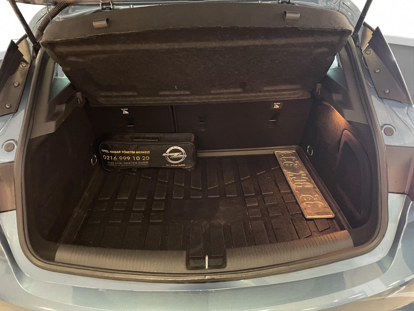 2017 Benzin Otomatik Opel Astra Mavi Ermat Motorlu Araçlar ve Tarım Ürünleri Sanayi Ticaret A.Ş.