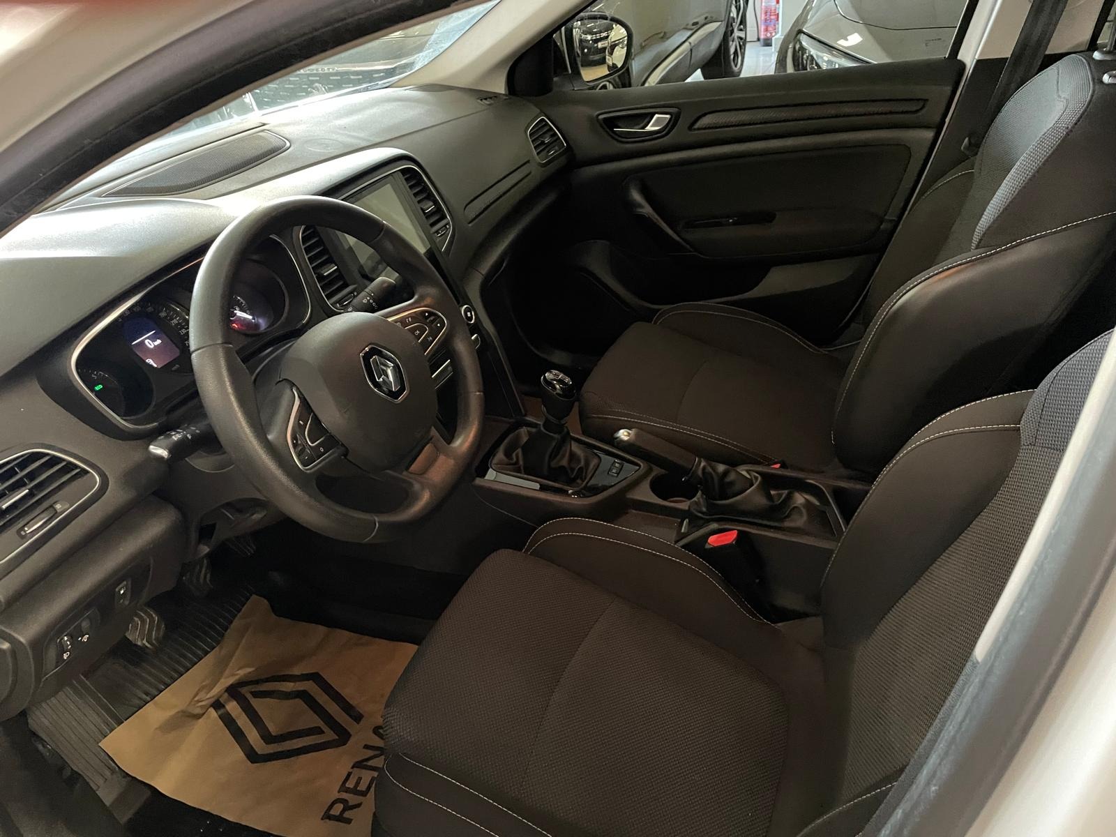 2020 Benzin Manuel Renault Megane Beyaz Ermat Motorlu Araçlar ve Tarım Ürünleri Sanayi Ticaret A.Ş.