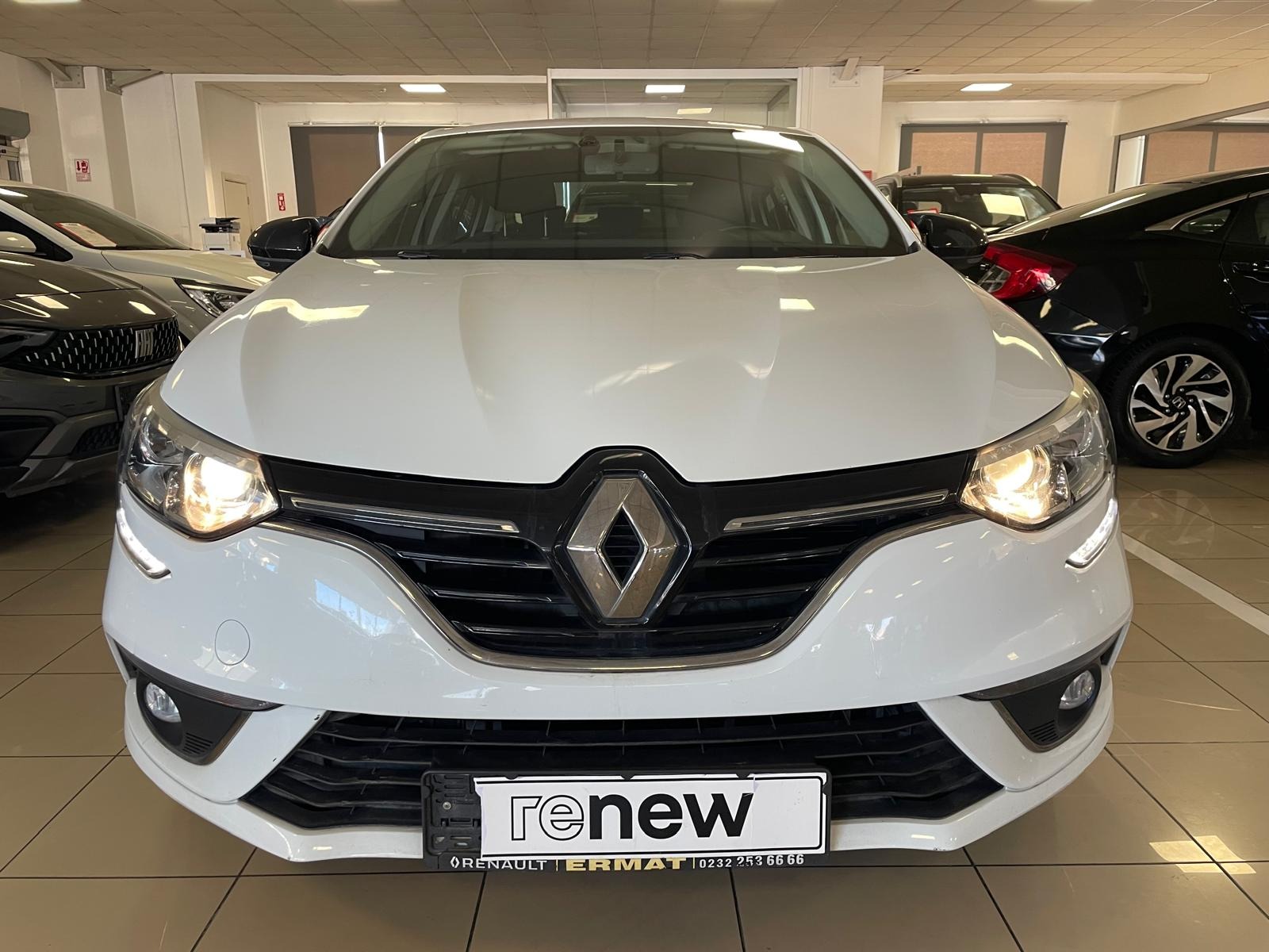 2020 Benzin Manuel Renault Megane Beyaz Ermat Motorlu Araçlar ve Tarım Ürünleri Sanayi Ticaret A.Ş.