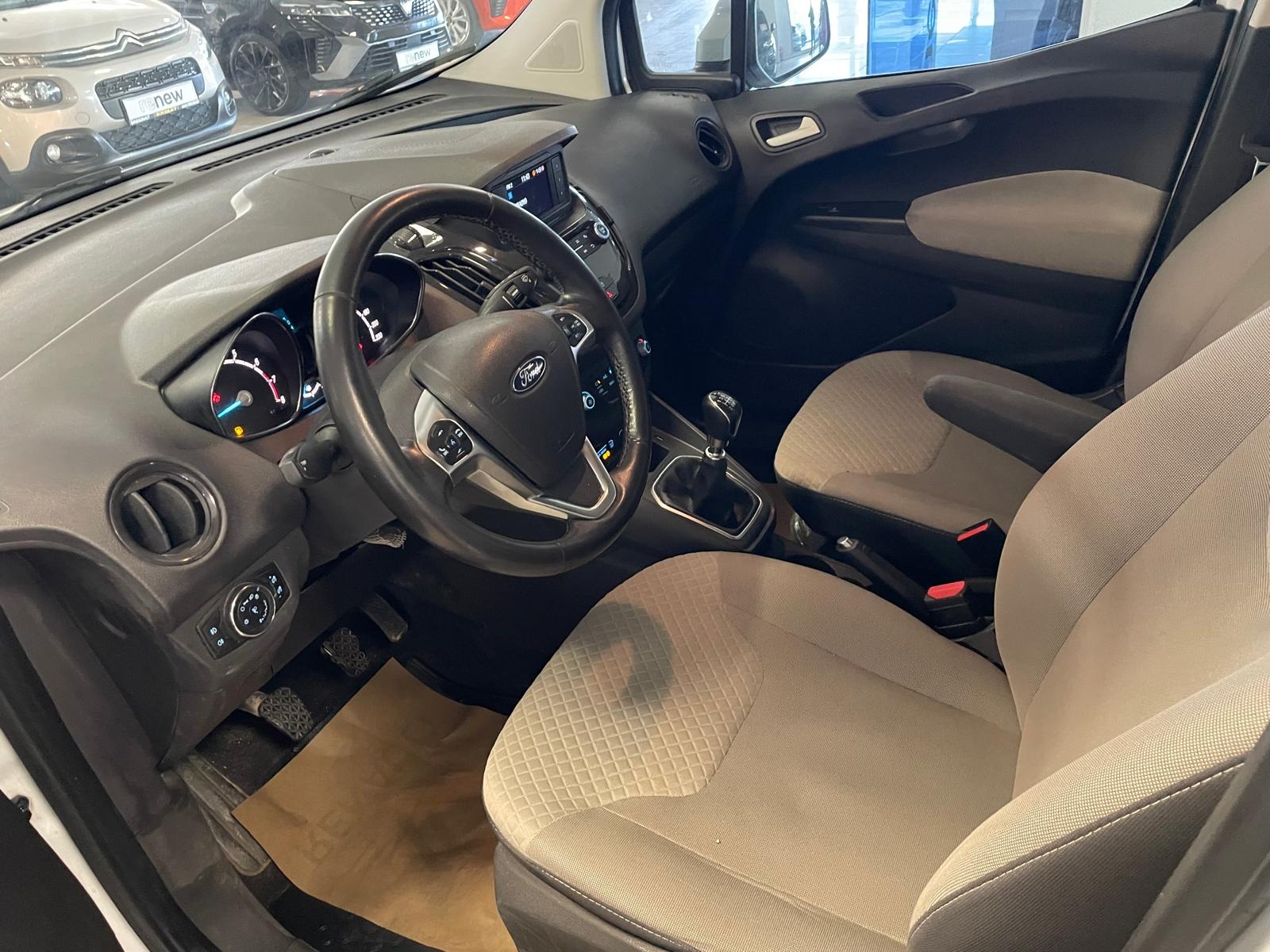 2023 Benzin Manuel Ford Tourneo Courier Beyaz Ermat Motorlu Araçlar ve Tarım Ürünleri Sanayi Ticaret A.Ş.