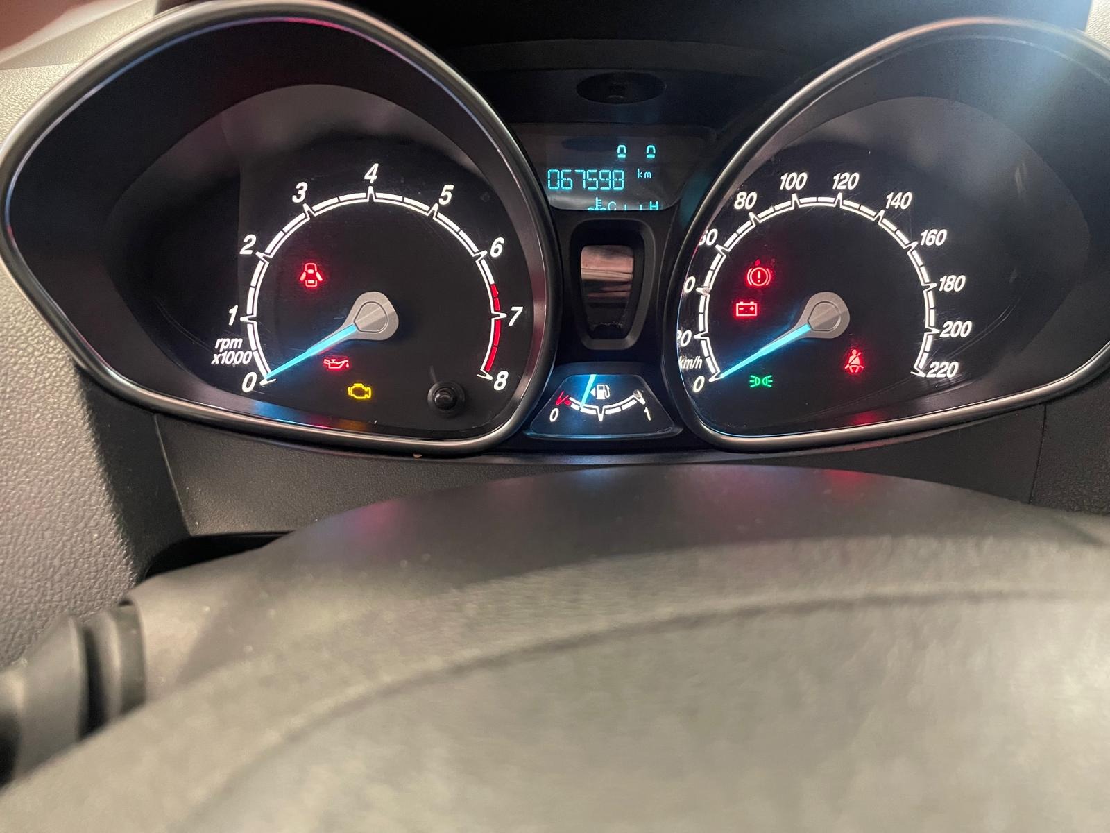 2023 Benzin Manuel Ford Tourneo Courier Beyaz Ermat Motorlu Araçlar ve Tarım Ürünleri Sanayi Ticaret A.Ş.