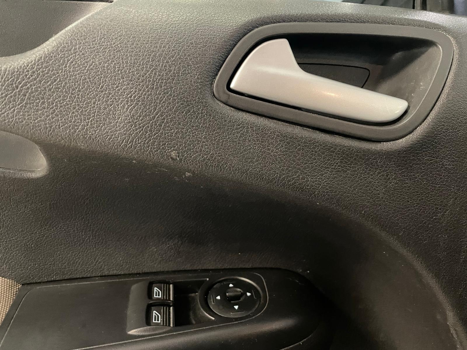 2023 Benzin Manuel Ford Tourneo Courier Beyaz Ermat Motorlu Araçlar ve Tarım Ürünleri Sanayi Ticaret A.Ş.