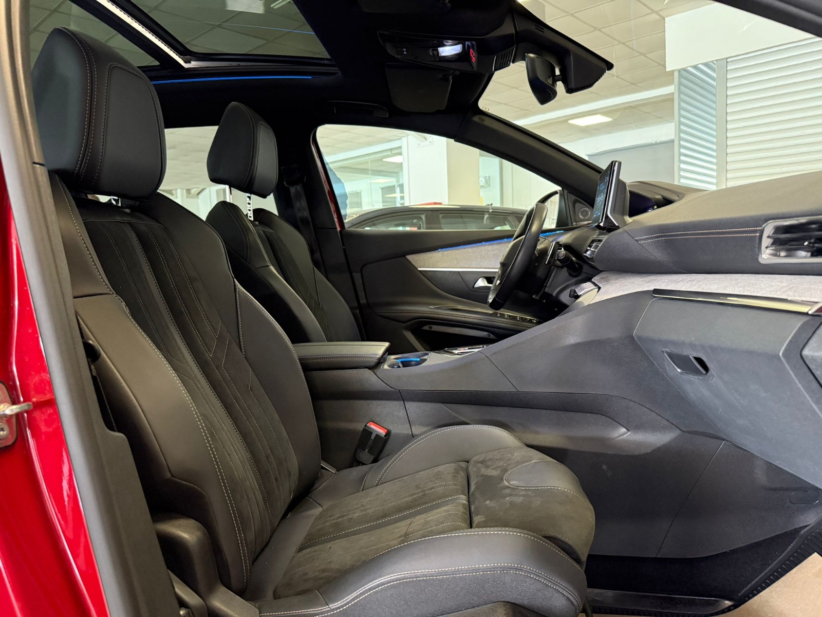 2023 Dizel Otomatik Peugeot 3008 Kırmızı Ermat Motorlu Araçlar ve Tarım Ürünleri Sanayi Ticaret A.Ş.