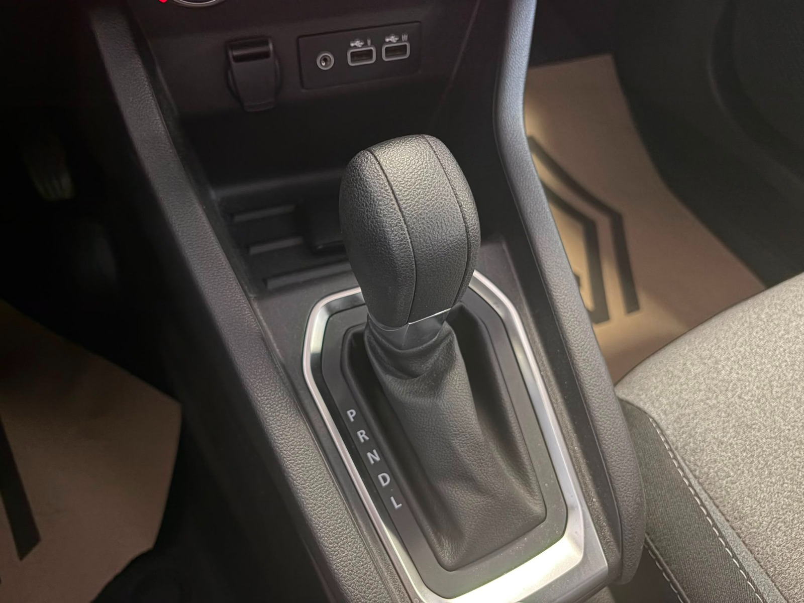 2024 Benzin Otomatik Renault Clio Turuncu Ermat Motorlu Araçlar ve Tarım Ürünleri Sanayi Ticaret A.Ş.