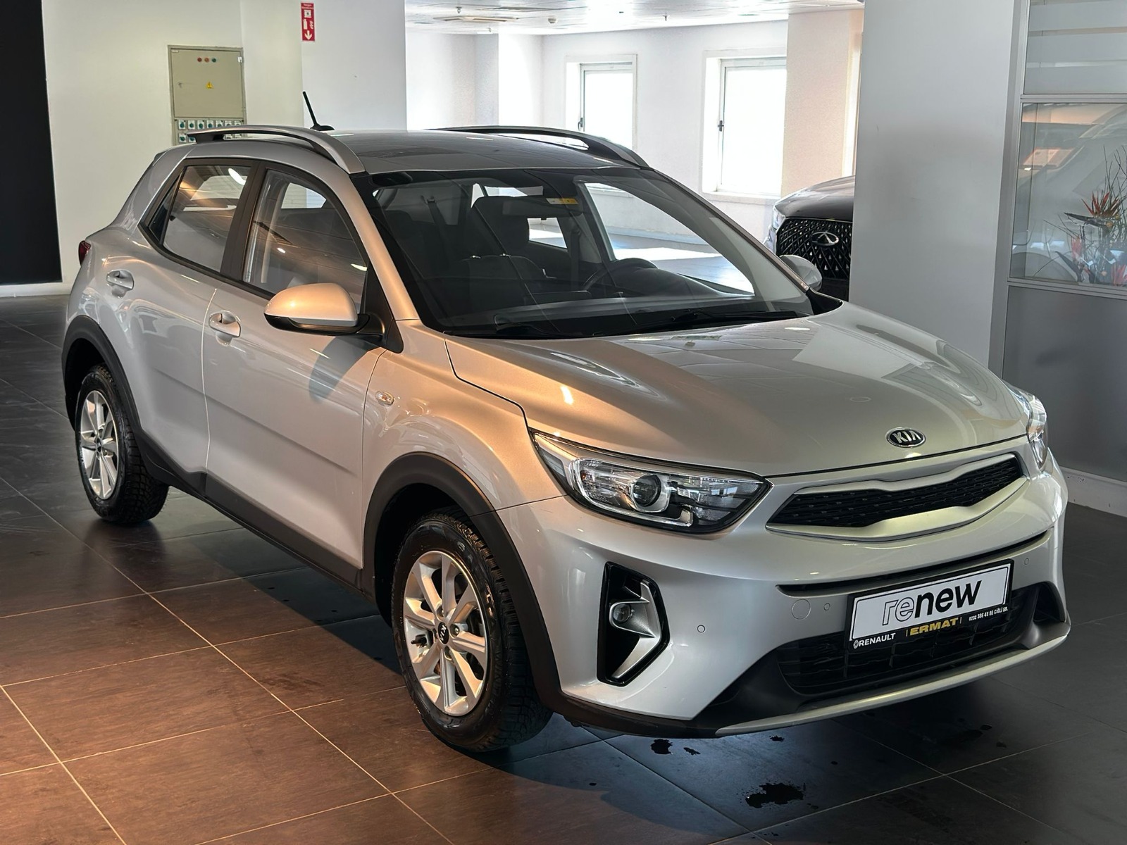 2021 Benzin Manuel Kia Stonic Gri Ermat Motorlu Araçlar ve Tarım Ürünleri Sanayi Ticaret A.Ş.