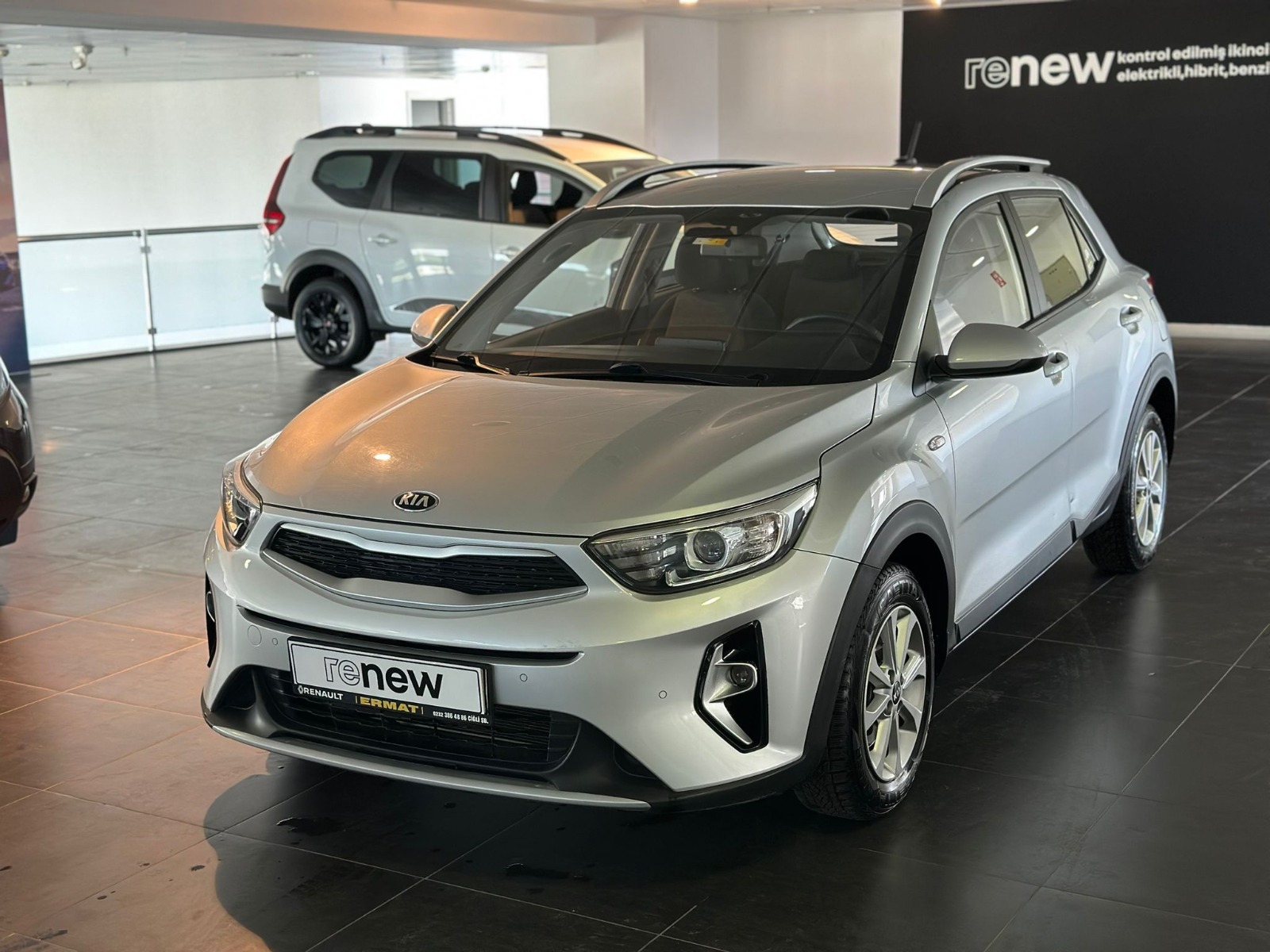 2021 Benzin Manuel Kia Stonic Gri Ermat Motorlu Araçlar ve Tarım Ürünleri Sanayi Ticaret A.Ş.