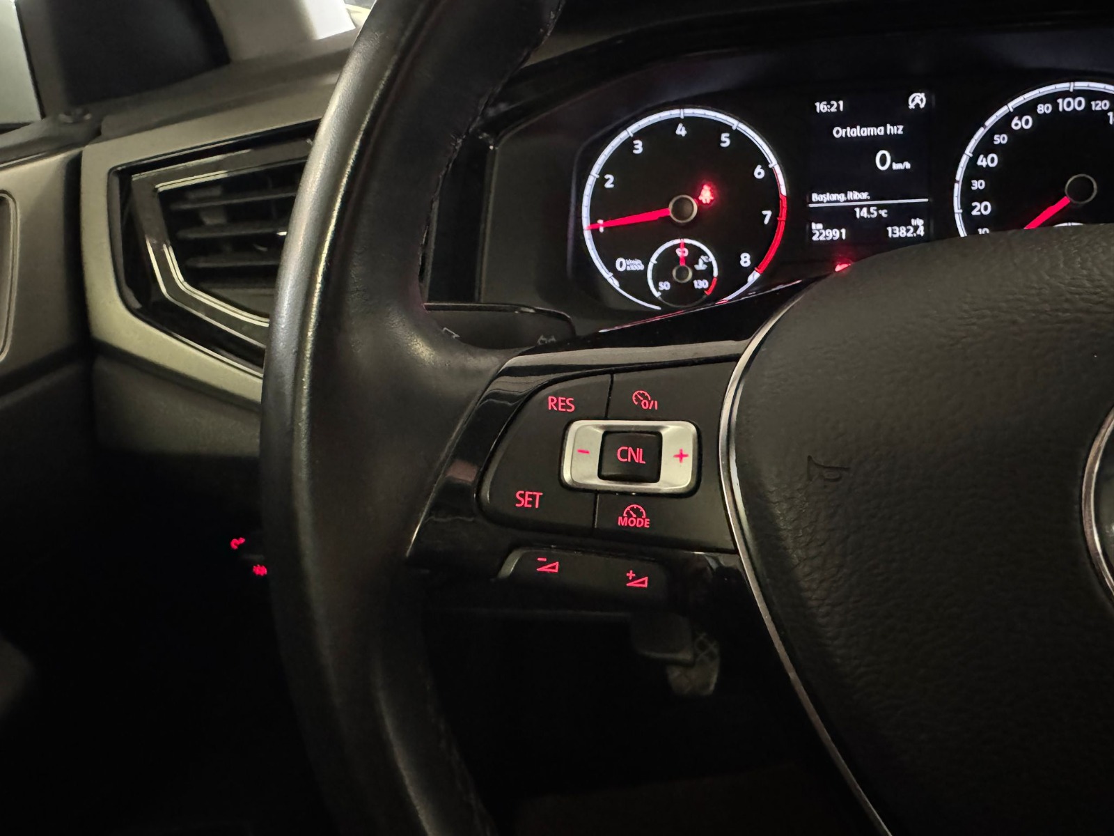 2018 Benzin Manuel Volkswagen Polo Beyaz Ermat Motorlu Araçlar ve Tarım Ürünleri Sanayi Ticaret A.Ş.