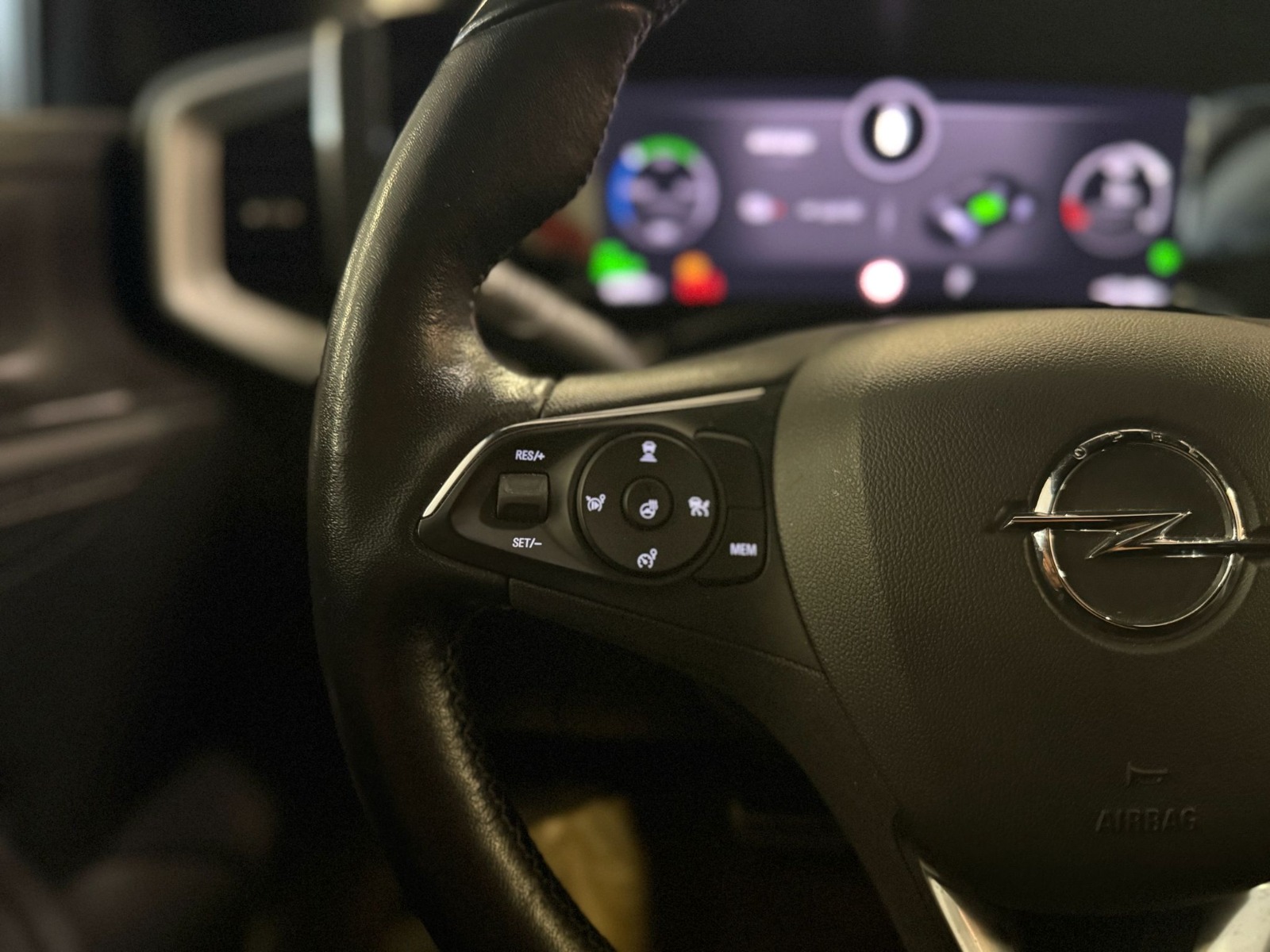 2023 Elektrik Otomatik Opel Mokka-e Beyaz Ermat Motorlu Araçlar ve Tarım Ürünleri Sanayi Ticaret A.Ş.