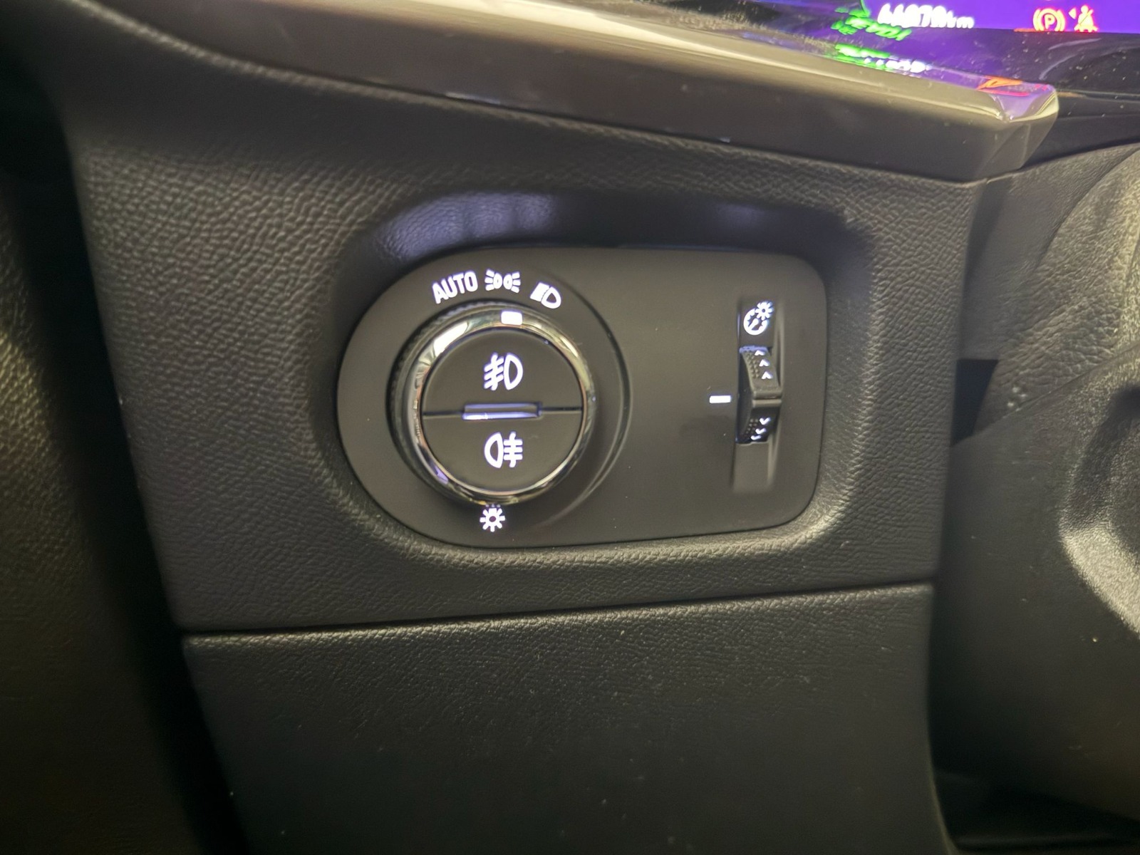 2023 Elektrik Otomatik Opel Mokka-e Beyaz Ermat Motorlu Araçlar ve Tarım Ürünleri Sanayi Ticaret A.Ş.
