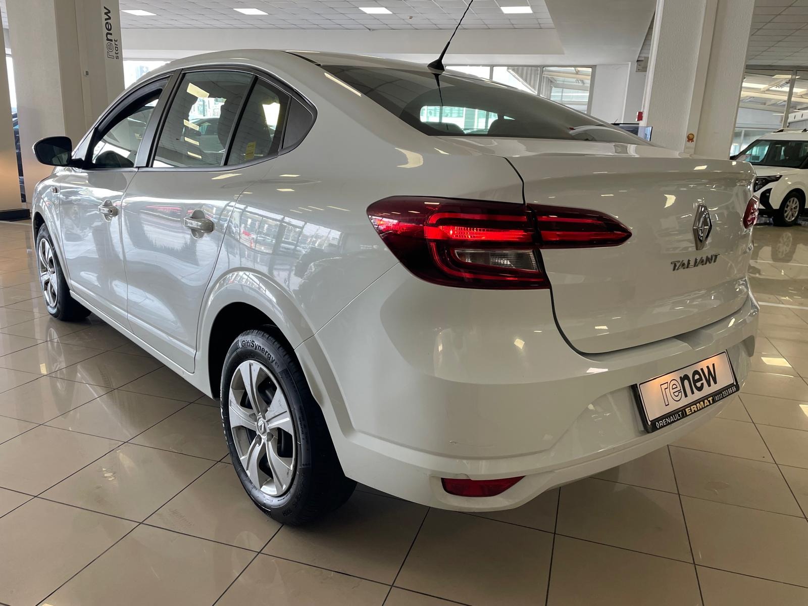 2022 Benzin Otomatik Renault Taliant Beyaz Ermat Motorlu Araçlar ve Tarım Ürünleri Sanayi Ticaret A.Ş.