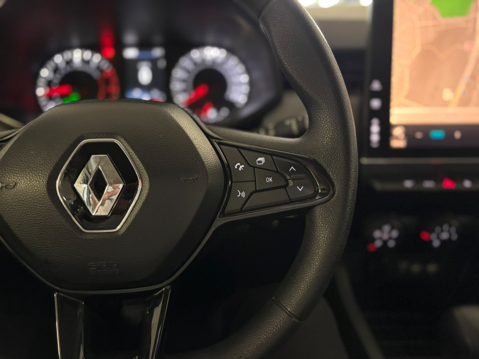 2022 Benzin Otomatik Renault Clio Beyaz Ermat Motorlu Araçlar ve Tarım Ürünleri Sanayi Ticaret A.Ş.