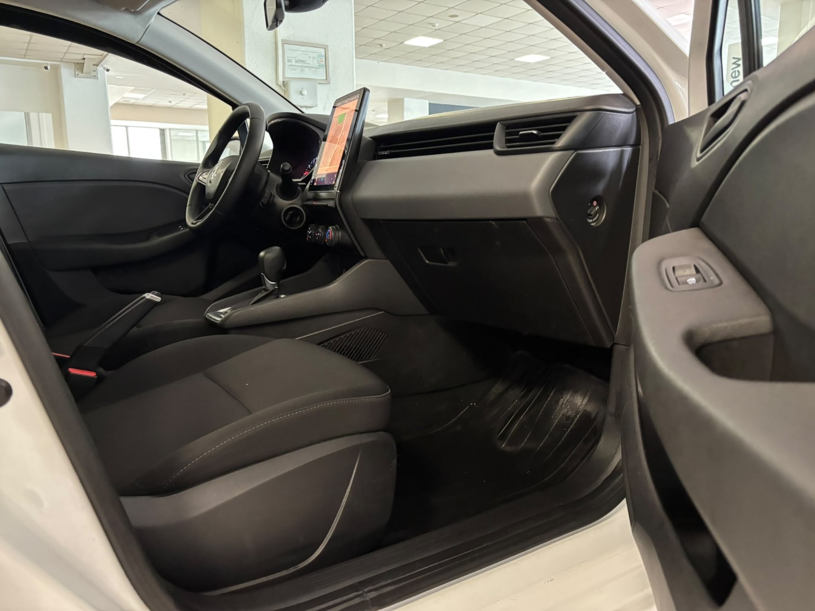 2022 Benzin Otomatik Renault Clio Beyaz Ermat Motorlu Araçlar ve Tarım Ürünleri Sanayi Ticaret A.Ş.