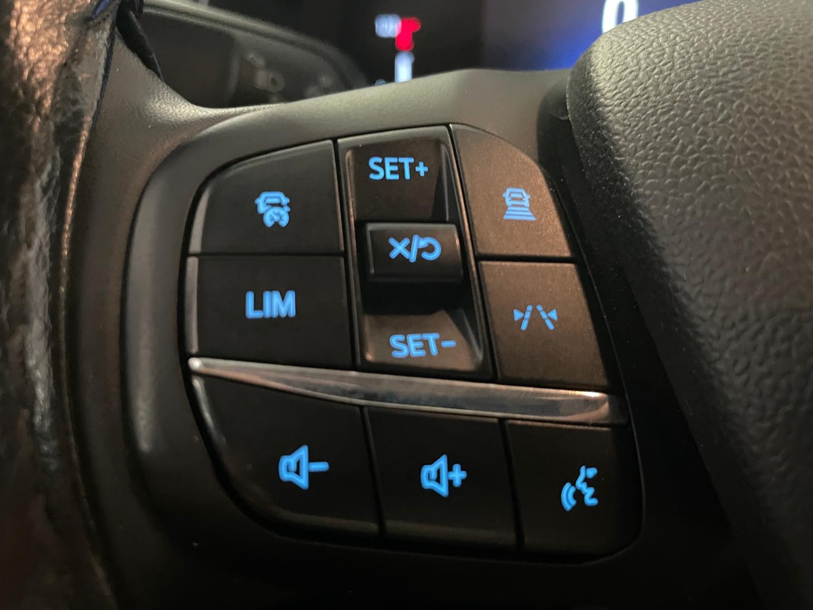 2024 Benzin Otomatik Ford Tourneo Courier Beyaz Ermat Motorlu Araçlar ve Tarım Ürünleri Sanayi Ticaret A.Ş.